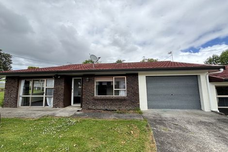 Photo of property in 18 Mcleod Road, Weymouth, Auckland, 2103
