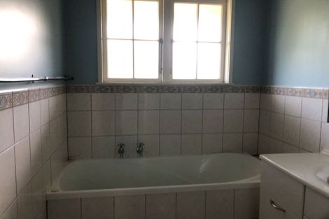 Photo of property in 136 Buick Crescent, Awapuni, Palmerston North, 4412