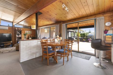 Photo of property in 12 Seymour Place, Bellevue, Tauranga, 3110