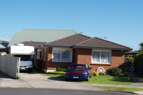 Photo of property in 1/12 Emma Court, Northpark, Auckland, 2013