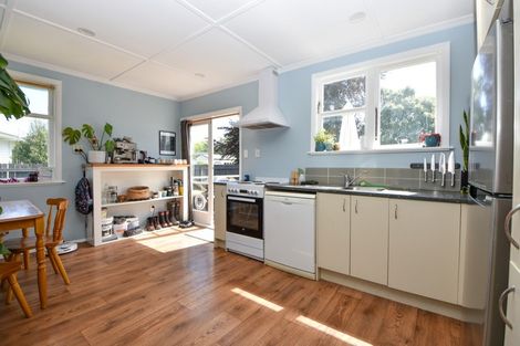 Photo of property in 32 Rhodes Street, Carterton, 5713