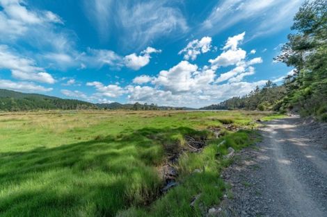 Photo of property in 671 Hikuai Settlement Road, Pauanui, Hikuai, 3579