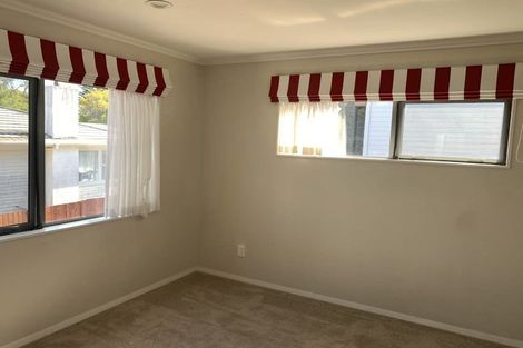 Photo of property in 436a East Coast Road, Windsor Park, Auckland, 0630