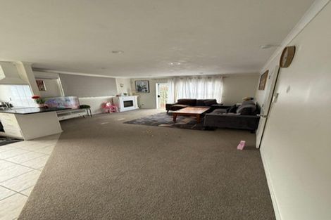 Photo of property in 5a Margarita Rise, Pukekohe, 2120