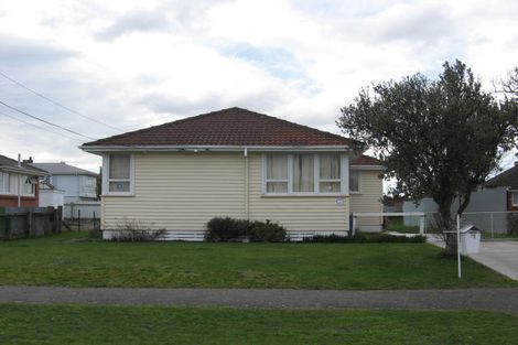 Photo of property in 18 Stuart Crescent, Masterton, 5810