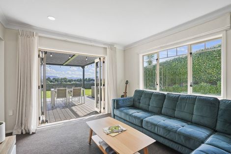 Photo of property in 15 Rochester Place, Bethlehem, Tauranga, 3110