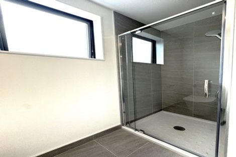 Photo of property in 39 Travis View Drive, Fairview Heights, Auckland, 0632
