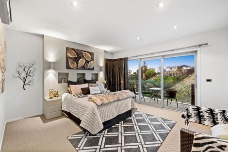 Photo of property in 48b Nevada Drive, Merrilands, New Plymouth, 4312