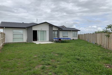 Photo of property in 17 Kapia Drive, Takanini, 2112