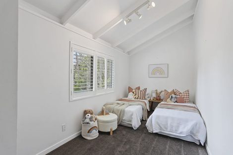 Photo of property in 755 West Coast Road, Oratia, Auckland, 0604