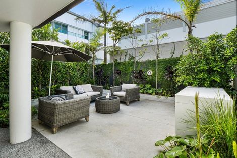 Photo of property in 140b Marine Parade, Mount Maunganui, 3116