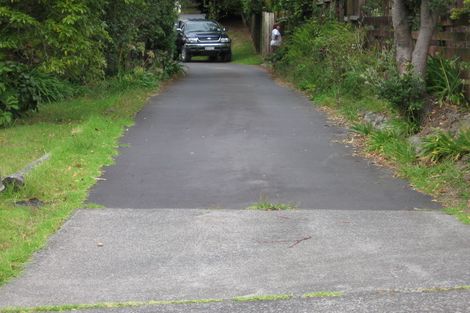 Photo of property in 2/3 Glencourt Place, Glenfield, Auckland, 0629