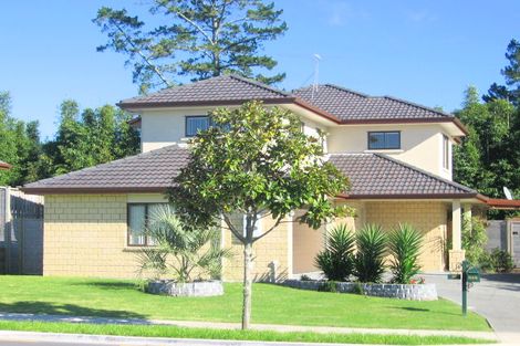 Photo of property in 98 Summerland Drive, Henderson, Auckland, 0612