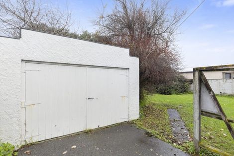 Photo of property in 102 Naenae Road, Naenae, Lower Hutt, 5011