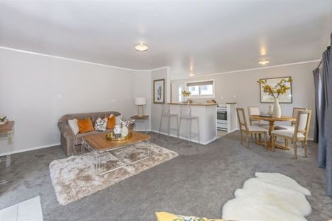 Photo of property in 1/29 Cranston Street, Torbay, Auckland, 0632