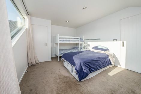 Photo of property in 1 Briar Bank Drive, Wanaka, 9305