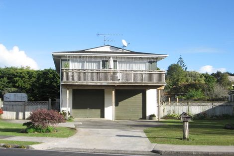 Photo of property in 43 Lawrence Crescent, Hillpark, Auckland, 2102