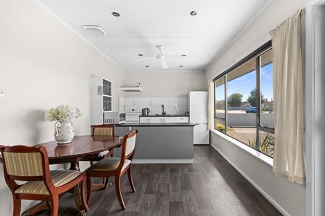 Photo of property in 85 Gloucester Street, Greenmeadows, Napier, 4112