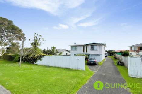 Photo of property in 10 Westwell Road, Belmont, Auckland, 0622