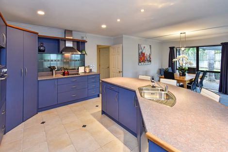 Photo of property in 7 Crannich Place, Wattle Downs, Auckland, 2103