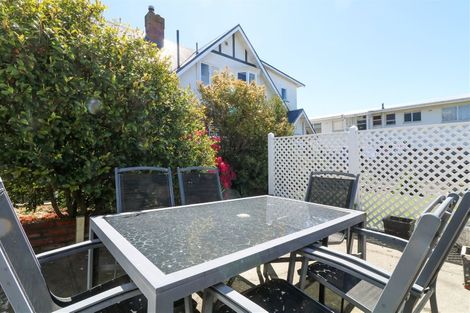 Photo of property in 2 Hart Street, Maori Hill, Timaru, 7910