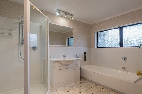 Photo of property in 3 Magnolia Avenue, Opaheke, Papakura, 2113