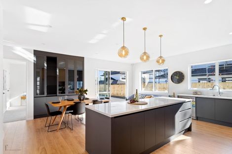 Photo of property in 4 Cutfield Lane, Kumeu, 0810