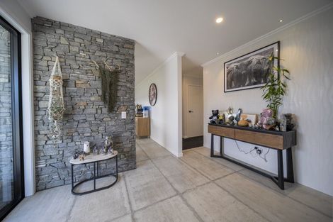 Photo of property in 10 Orbell Crescent, Te Anau, 9679