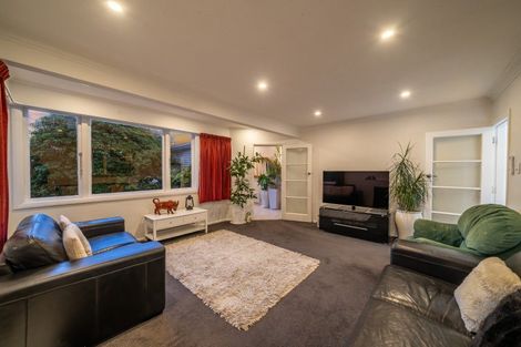 Photo of property in 6 Routley Crescent, Elderslea, Upper Hutt, 5018