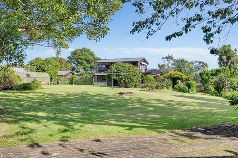 Photo of property in 27 Donnelly Street, Oakura, 4314