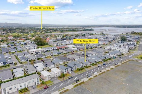 Photo of property in 72 Te Napi Drive, Takanini, 2112