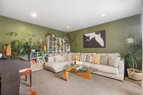 Photo of property in 42 Hiria Crescent, Papamoa Beach, Papamoa, 3118