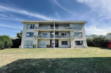 Photo of property in 8 Anzac Parade, Hamilton Central, Hamilton, 3204