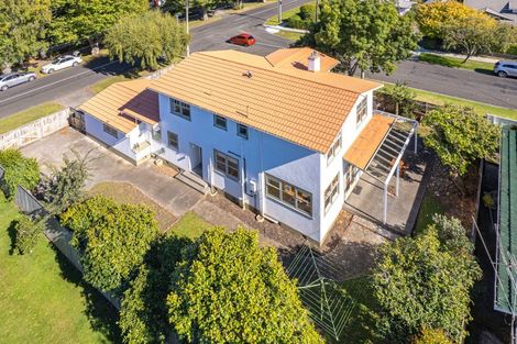 Photo of property in 11 Saint Leonard Street, Saint Johns Hill, Whanganui, 4501