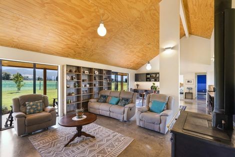 Photo of property in 216 Powells Road, Starvation Hill, Oxford, 7495