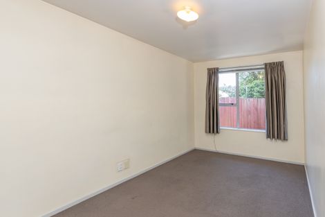 Photo of property in 1/8 Kyeburn Place, Avonhead, Christchurch, 8042