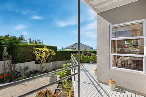 Photo of property in 1/5a Madeley Road, Mount Pleasant, Christchurch, 8081