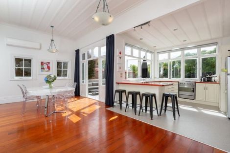 Photo of property in 11 Herne Bay Road, Herne Bay, Auckland, 1011