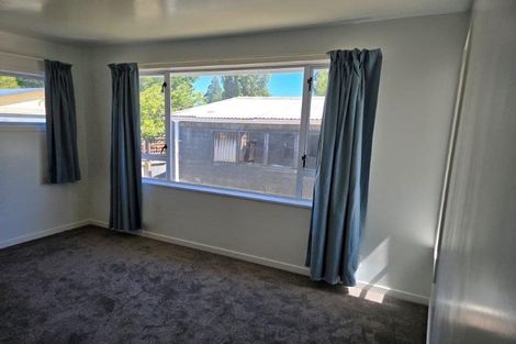 Photo of property in 2/102 Yaldhurst Road, Sockburn, Christchurch, 8042