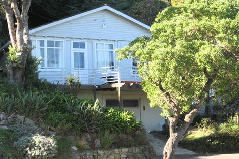 Photo of property in 245 Muritai Road, Eastbourne, Lower Hutt, 5013