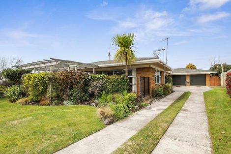 Photo of property in 3 Luxor Place, Pomare, Rotorua, 3015