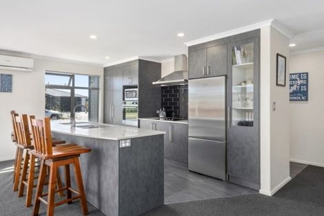 Photo of property in 78 Penetaka Heights, Pyes Pa, Tauranga, 3112