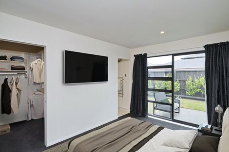 Photo of property in 403c Harewood Road, Harewood, Christchurch, 8051