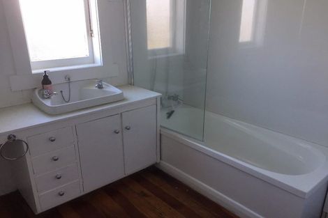 Photo of property in 18 Winter Street, Fairfield, Hamilton, 3214