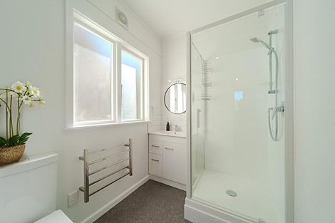 Photo of property in 30 Espin Crescent, Karori, Wellington, 6012