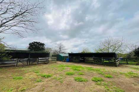 Photo of property in 233 Waihoehoe Road, Drury, 2577