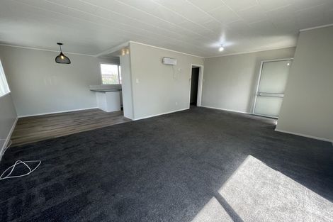 Photo of property in 9 Innismara Avenue, Wattle Downs, Auckland, 2103