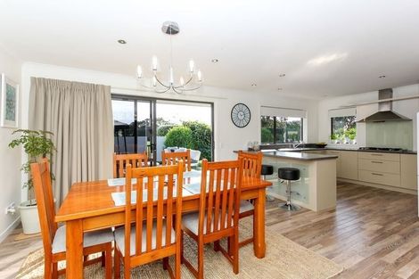 Photo of property in 5 Parkvue Drive, Bell Block, New Plymouth, 4312