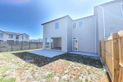 Photo of property in 10 Kapia Drive, Takanini, 2112