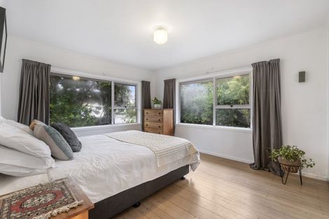 Photo of property in 36 Yeovil Road, Te Atatu Peninsula, Auckland, 0610